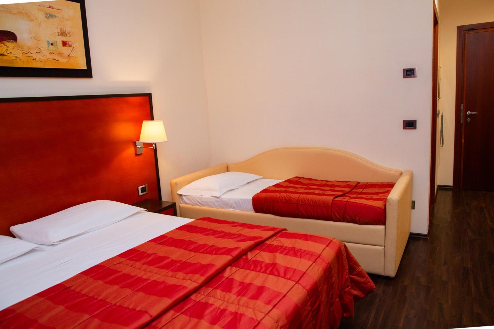 Gullo Hotel Acconia Bagian luar foto